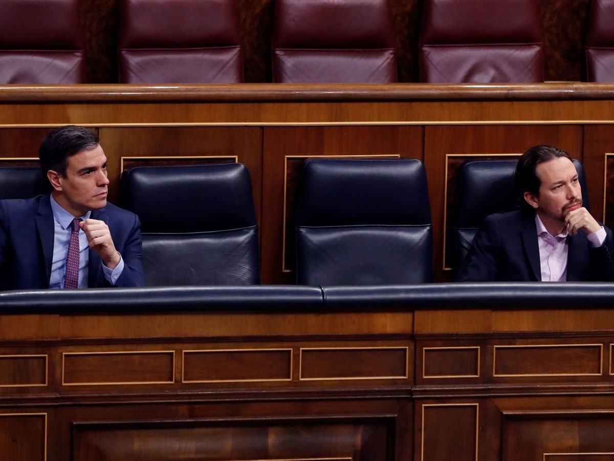 Foto: El presidente del Gobierno, Pedro Sánchez (i), y el vicepresidente segundo, Pablo Iglesias. (EFE)