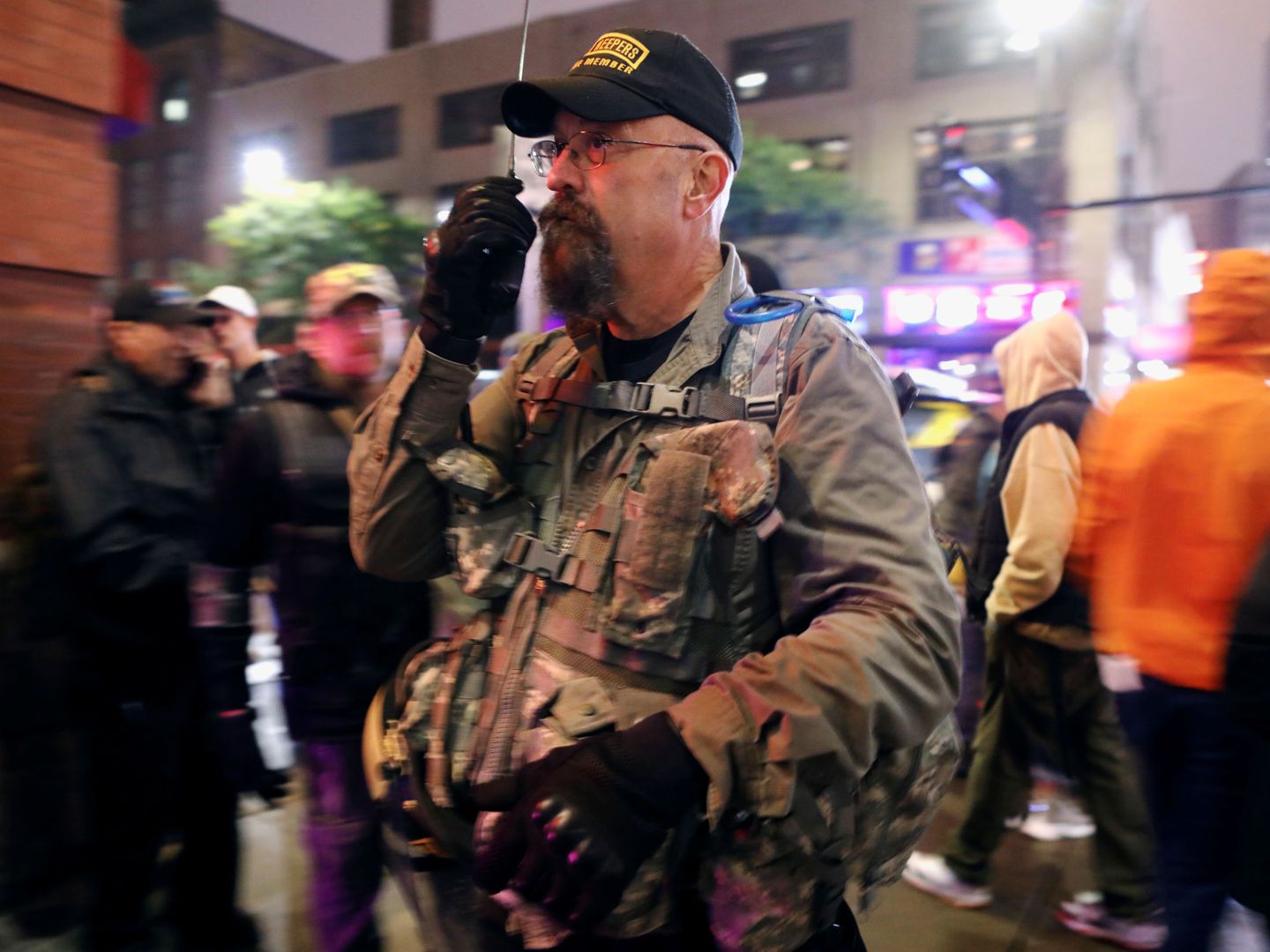Un miembro de la milicia Oath Keepers, en Minneapolis. (Reuters)