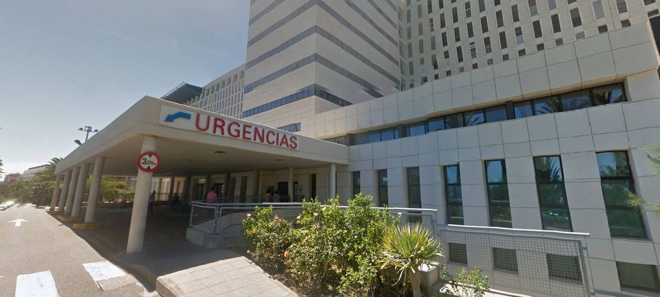 La entrada de Urgencias del Hospital Insular de Gran Canaria. (Foto: Google Maps)