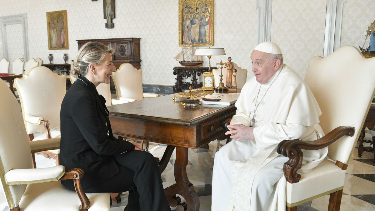 Lo que une a Yolanda Díaz y el Papa: la atea  con fe en la 'Economía de Francisco'
