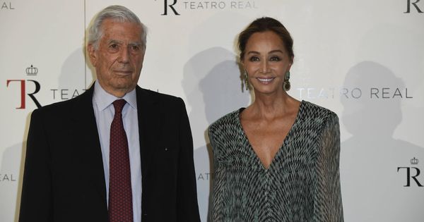 Foto: Isabel Preysler y Mario Vargas Llosa, en el Teatro Real. (Limited Pictures)