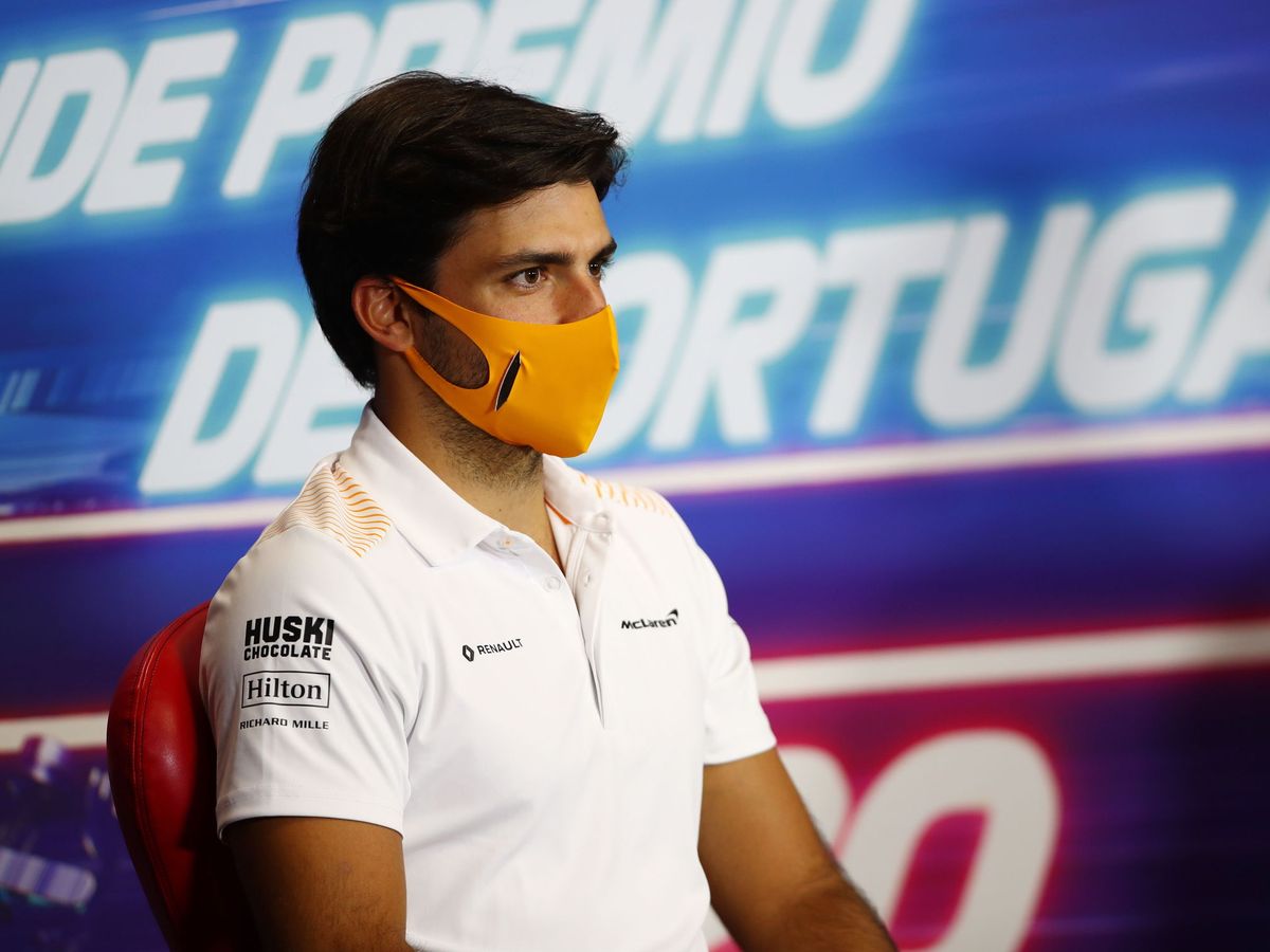 Foto: Sainz considera que la dinámica de la presente temporada deja abierta aún la puerta al podio (Getty Images)