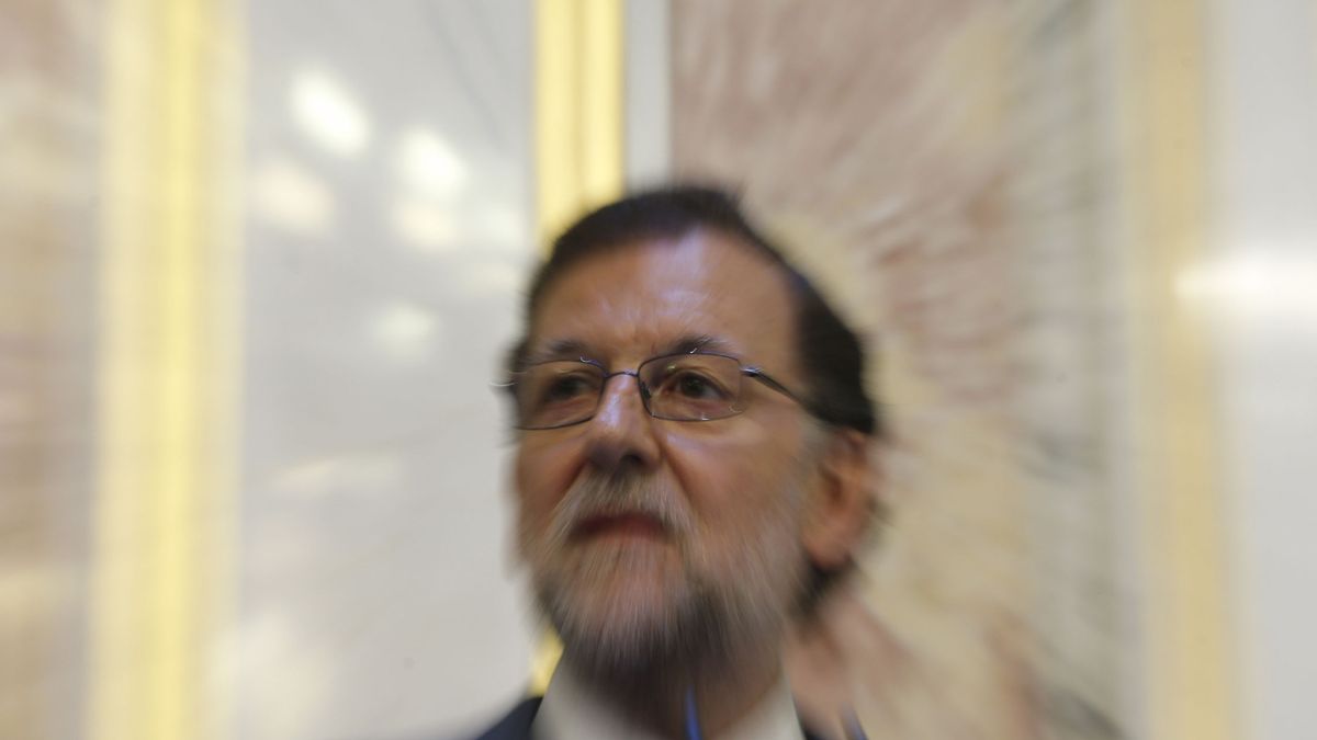 La UDEF descubre una denuncia de Manos Limpias a Rajoy por beneficios de Telefónica