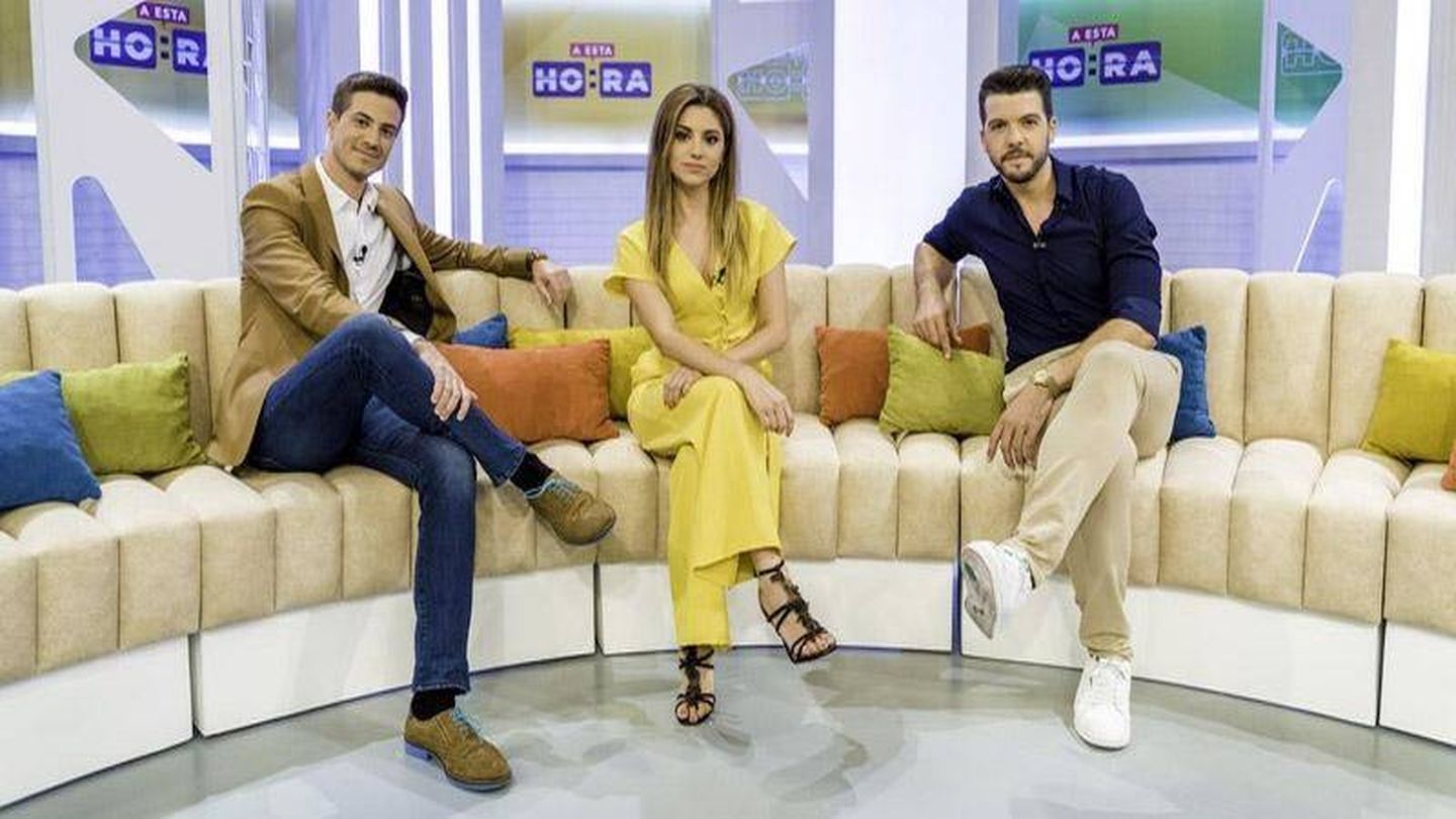 Los presentadores de 'A esta hora'. (Extremadura TV)