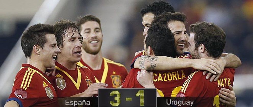 Foto: España frena los intentos de Uruguay para ganar el primer ensayo de la Confederaciones