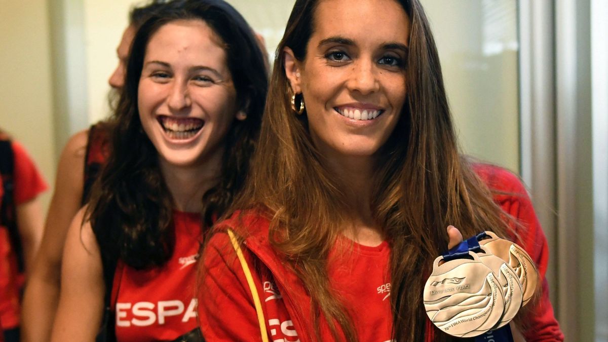 Se retira la nadadora con más medallas en la historia de los Mundiales: adiós a Ona Carbonell