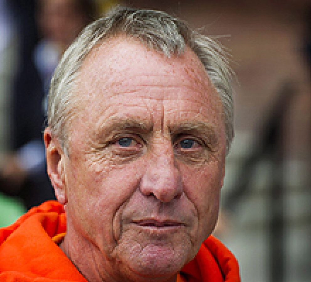 Foto: Cruyff responde al técnico blanco: "Lo que dice Mourinho no le interesa a nadie"