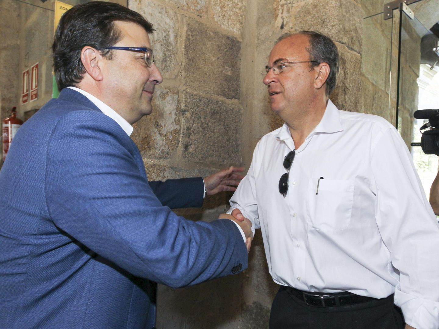 El socialista Guillermo Fernández Vara y el popular José Antonio Monago, últimos presidentes extremeños.
