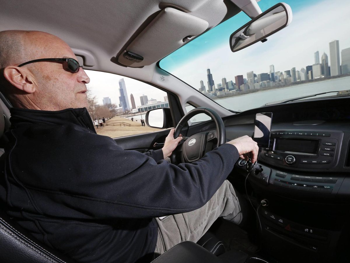Foto: Un conductor de Uber, en Chicago (Reuters/Jim Young)