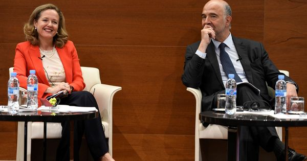 Foto: El comisario europeo de Asuntos Económicos y Financieros, Pierre Moscovici, y la ministra de Economía y Empresa, Nadia Calviño. (EFE)
