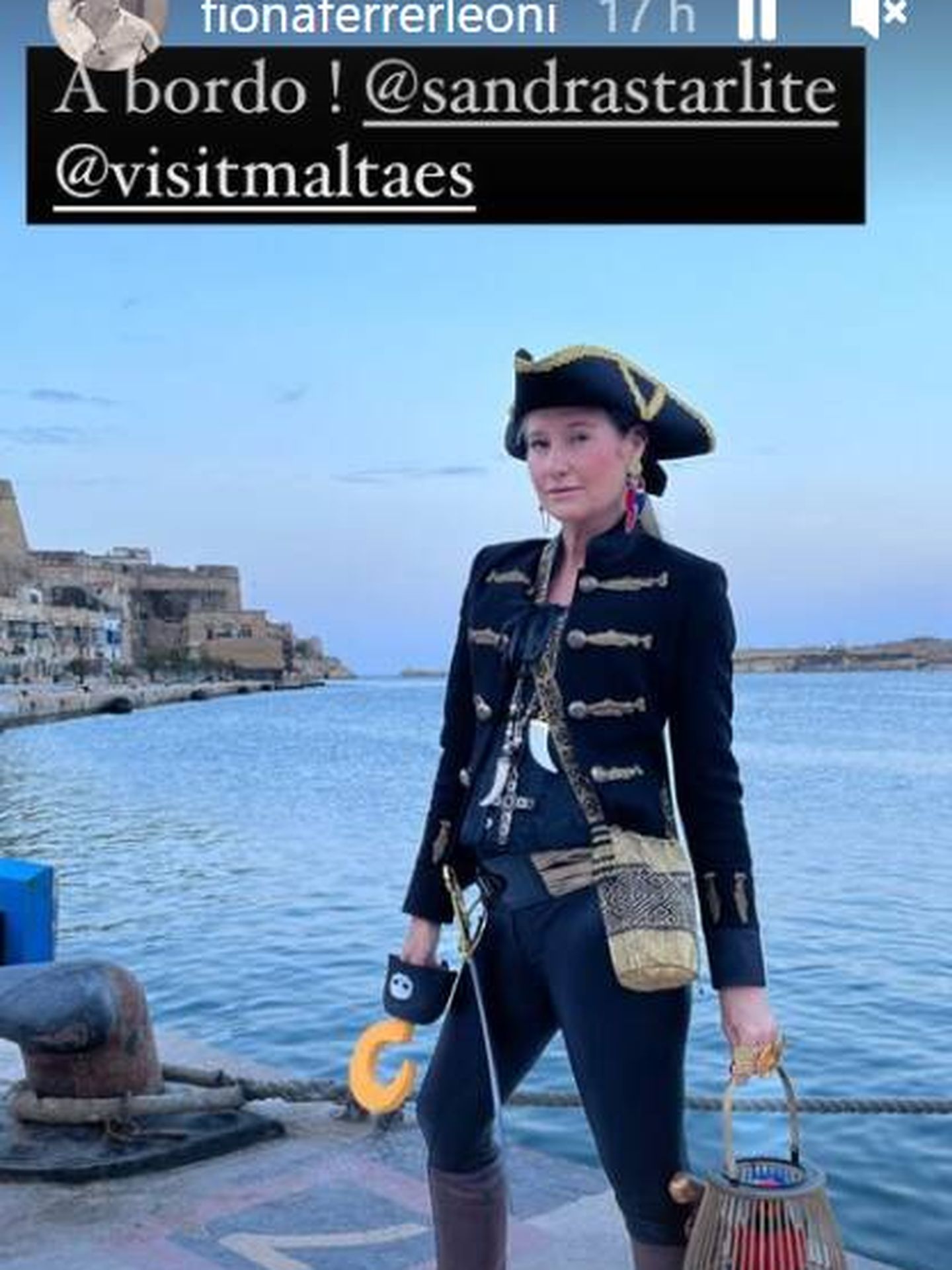 Fiona Ferrer, con su disfraz de pirata en Malta. (IG)