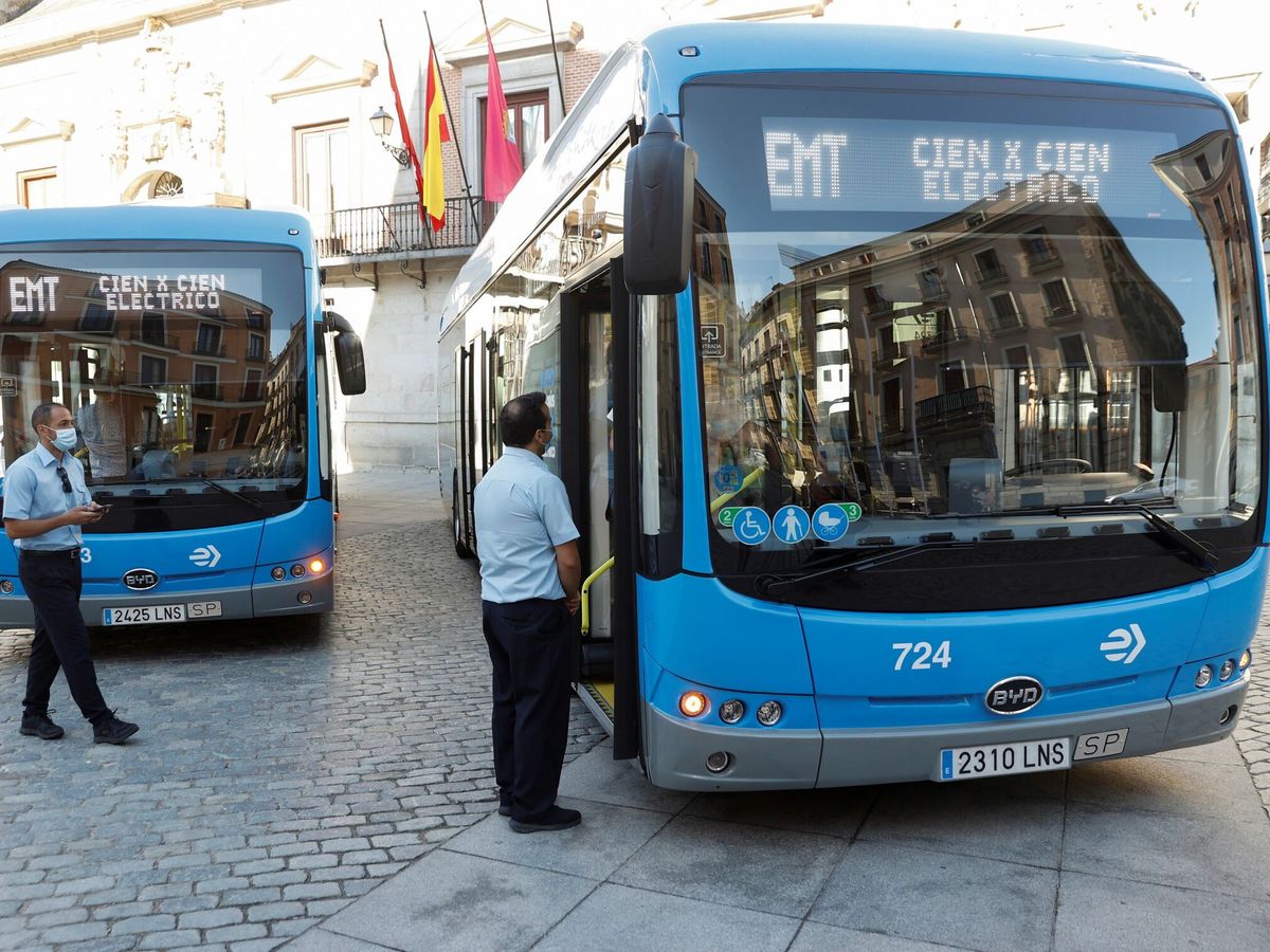 Foto: Los autobuses de la EMT son de acceso gratuito durante este 10 y 11 de enero (EFE/Moya)