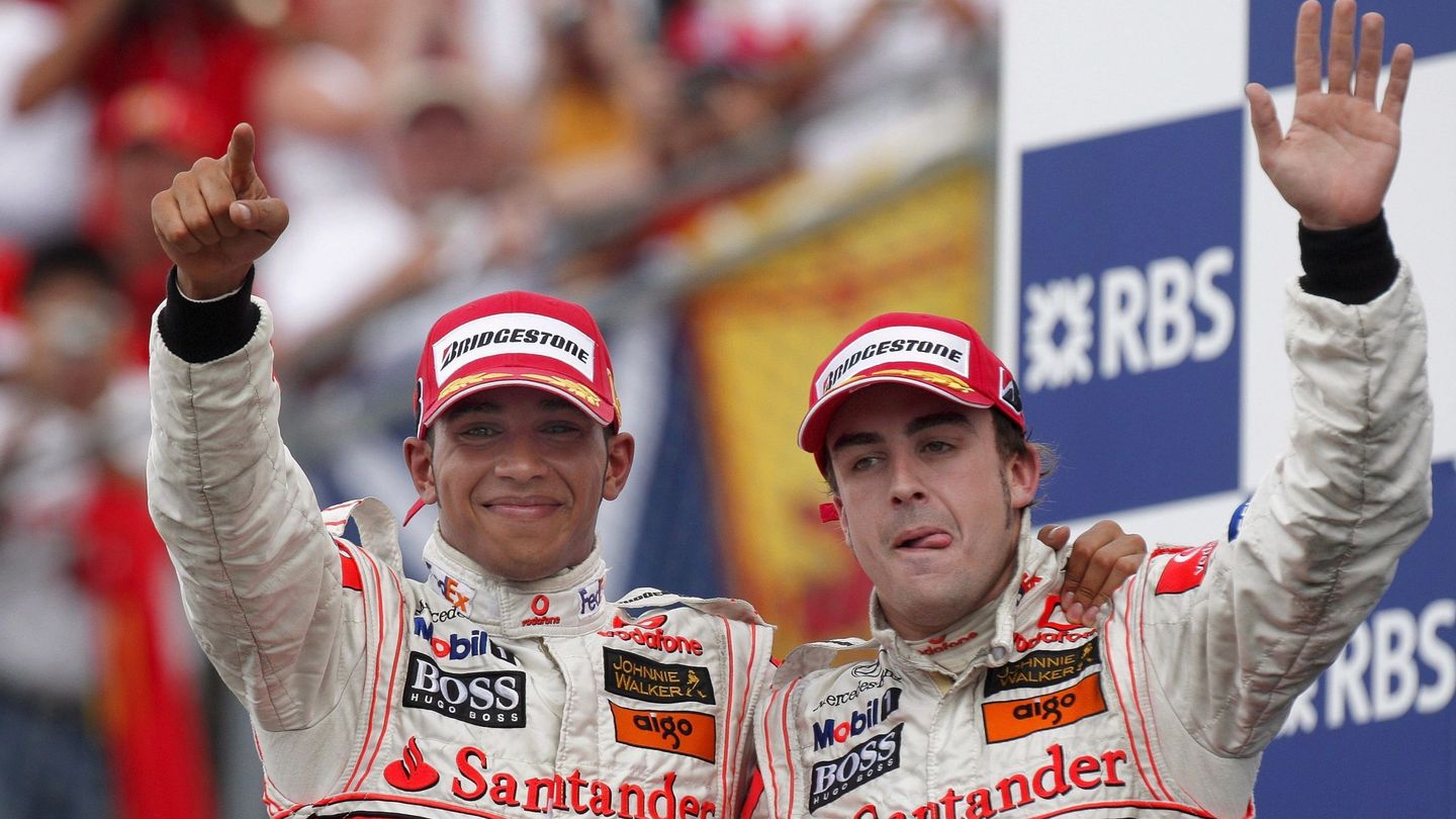 Lewis Hamilton y Fernando Alonso en junio de 2007. (EFE)