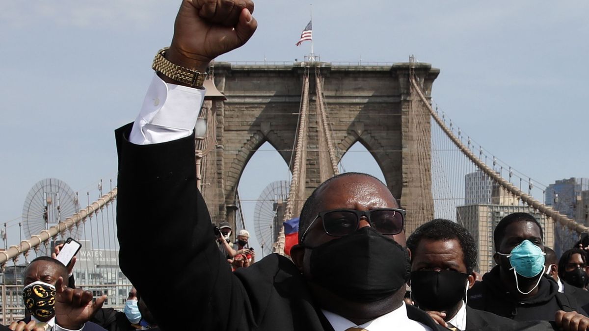 Las protestas van a menos en NY, con la policía y De Blasio en el punto de mira