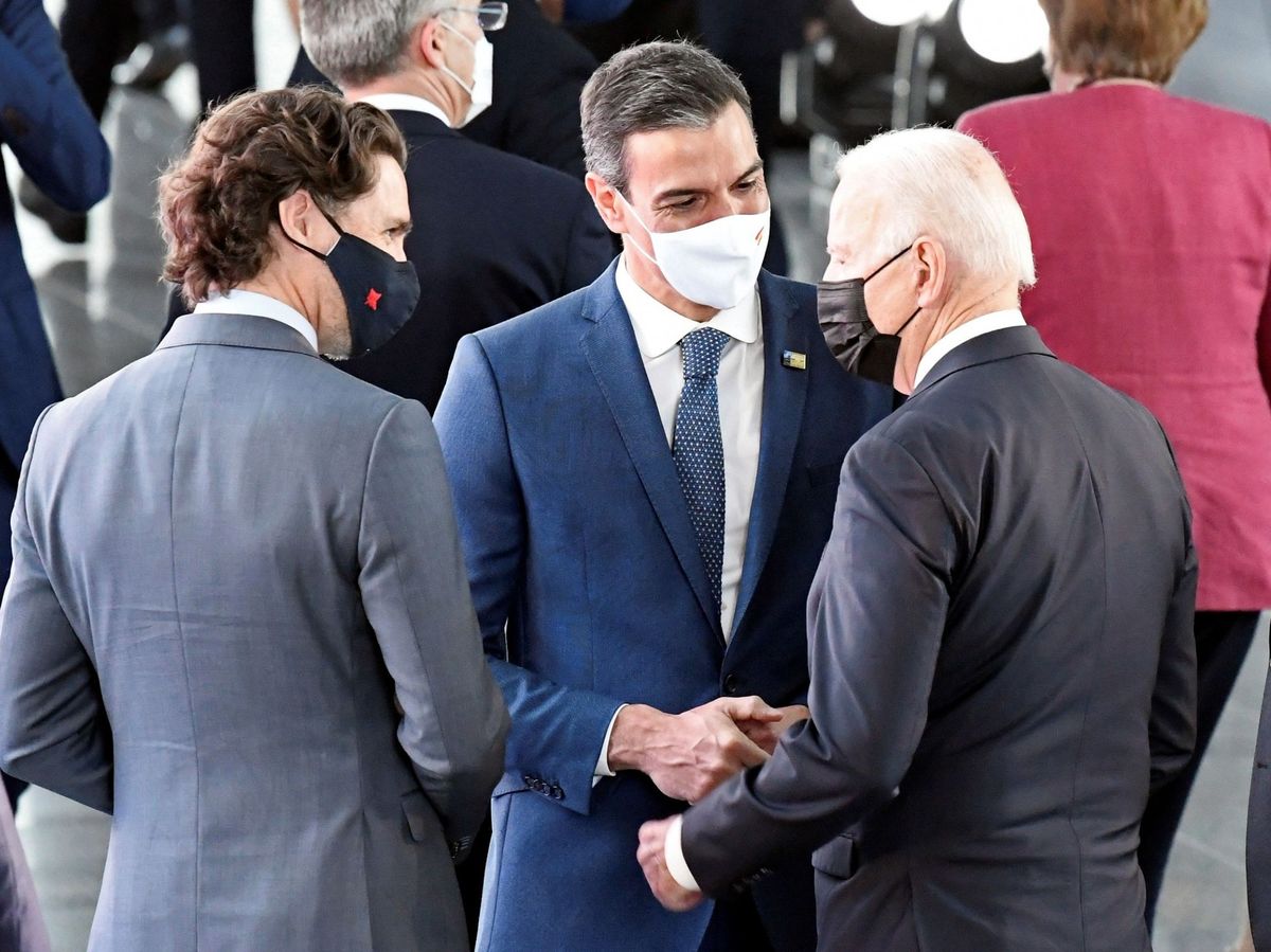 Foto: Pedro Sánchez, Joe Biden y Justin Trudeau. (EFE)