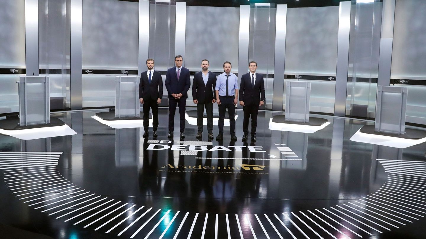 Los cinco principales candidatos en el debate electoral organziado por la Academia de la Televisión. (Efe)