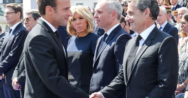 Foto: Emmanuel Macron y Nicolas Sarkozy. (Reuters)