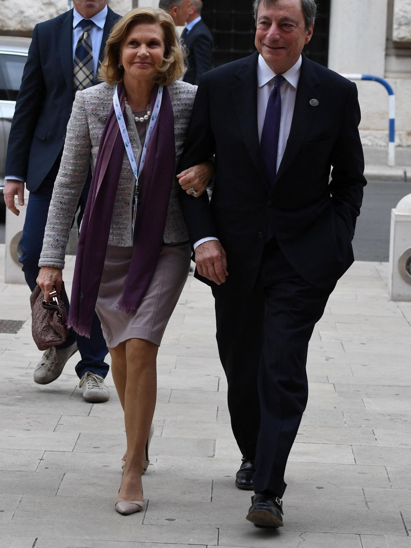 Mario Draghi y su mujer, Serena. (EFE)