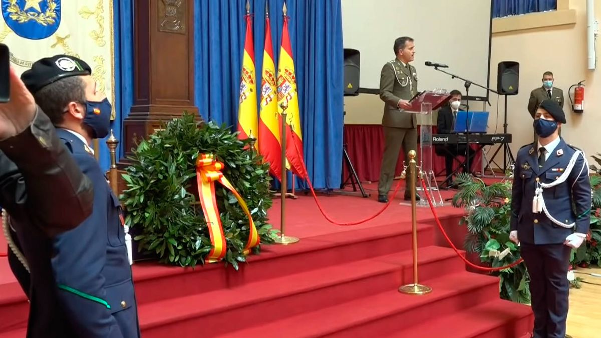 El emocionante homenaje de un militar español a los caídos por el coronavirus