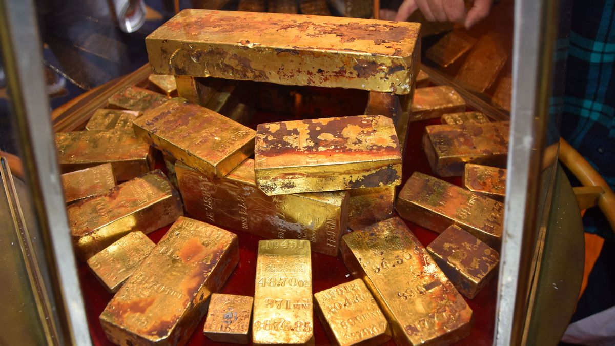 Rusia asegura que sus 127.000 M en lingotes de oro están en el país tras la amenaza del G7 y la UE