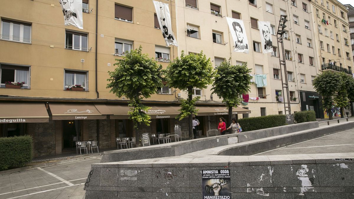 Vitoria multa con 1.243 euros a la asociación que honró al asesino de Buesa en su revista