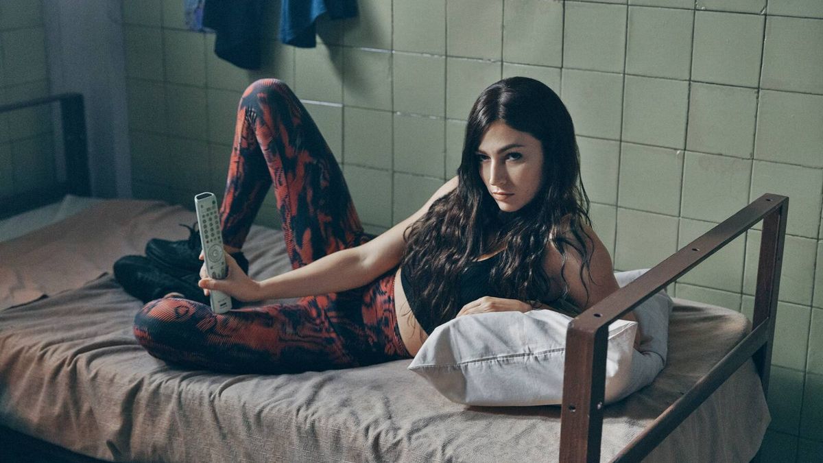 Tráiler de 'El cuerpo en llamas', la esperada nueva serie de Úrsula Corberó en Netflix