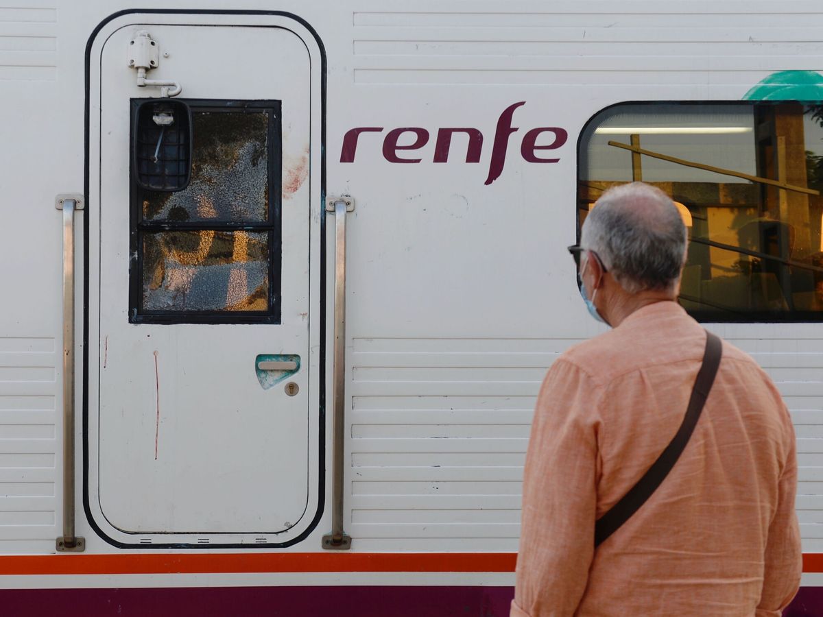 Foto: Así quedan los trenes gratis de cercanías, Rodalies o media distancia: requisitos y cómo solicitar el abono especial. (EFE/Gallego)