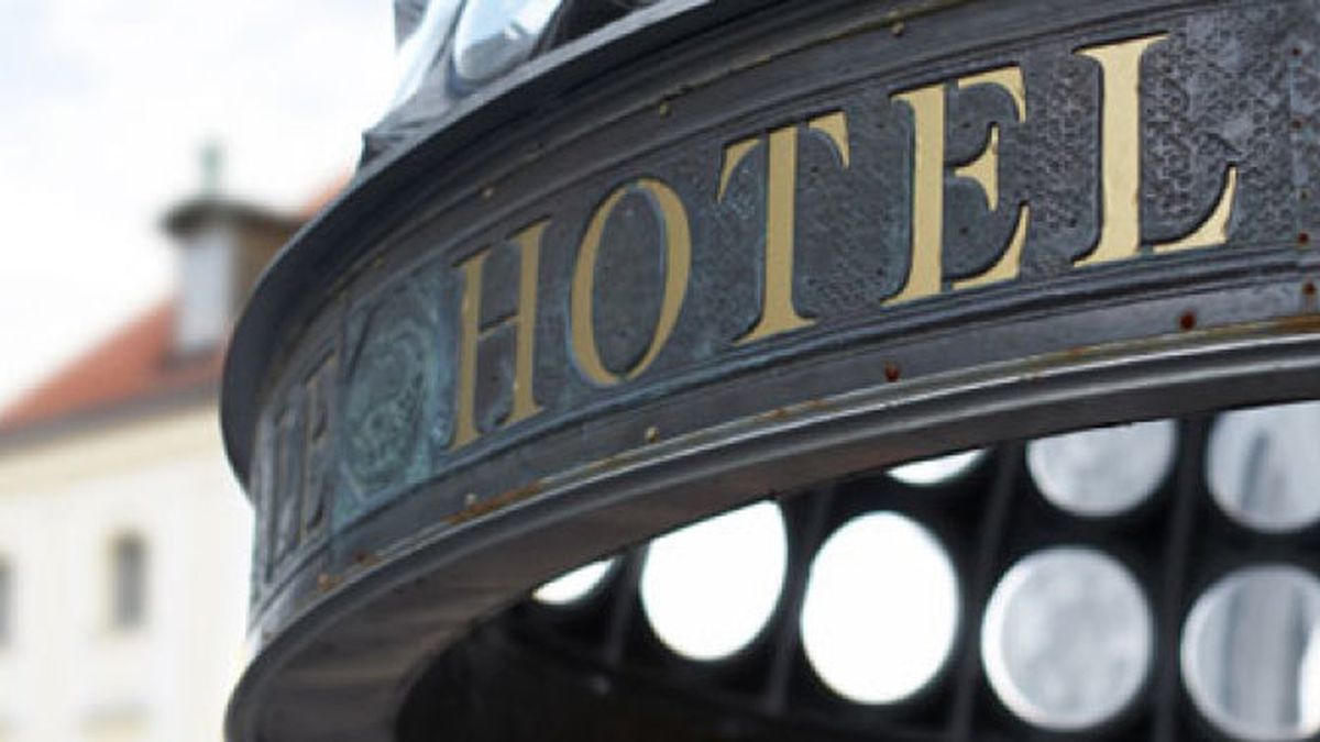 La crisis paraliza más de 50 proyectos hoteleros en España y provoca rebajas de precios del 10%