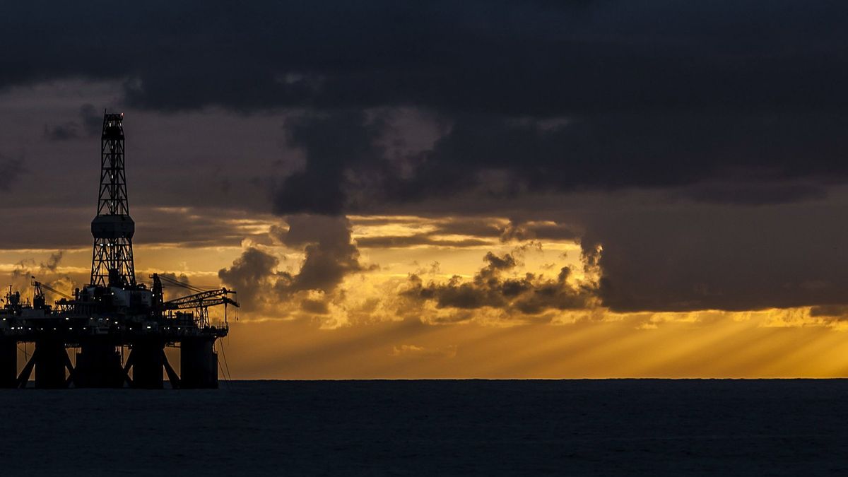 El Gobierno da luz verde a los sondeos petrolíferos de Repsol en aguas de Canarias