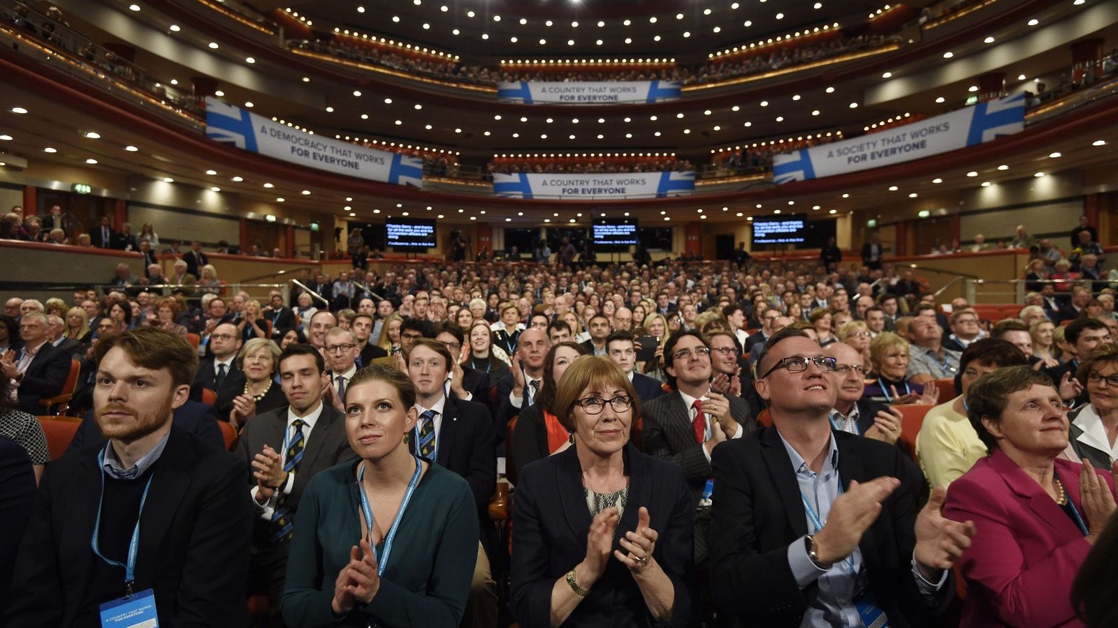 Foto: Imagen de la conferencia anual del Partido Conservador británico, en Birmingham, el 2 de octubre de 2016 (Efe).