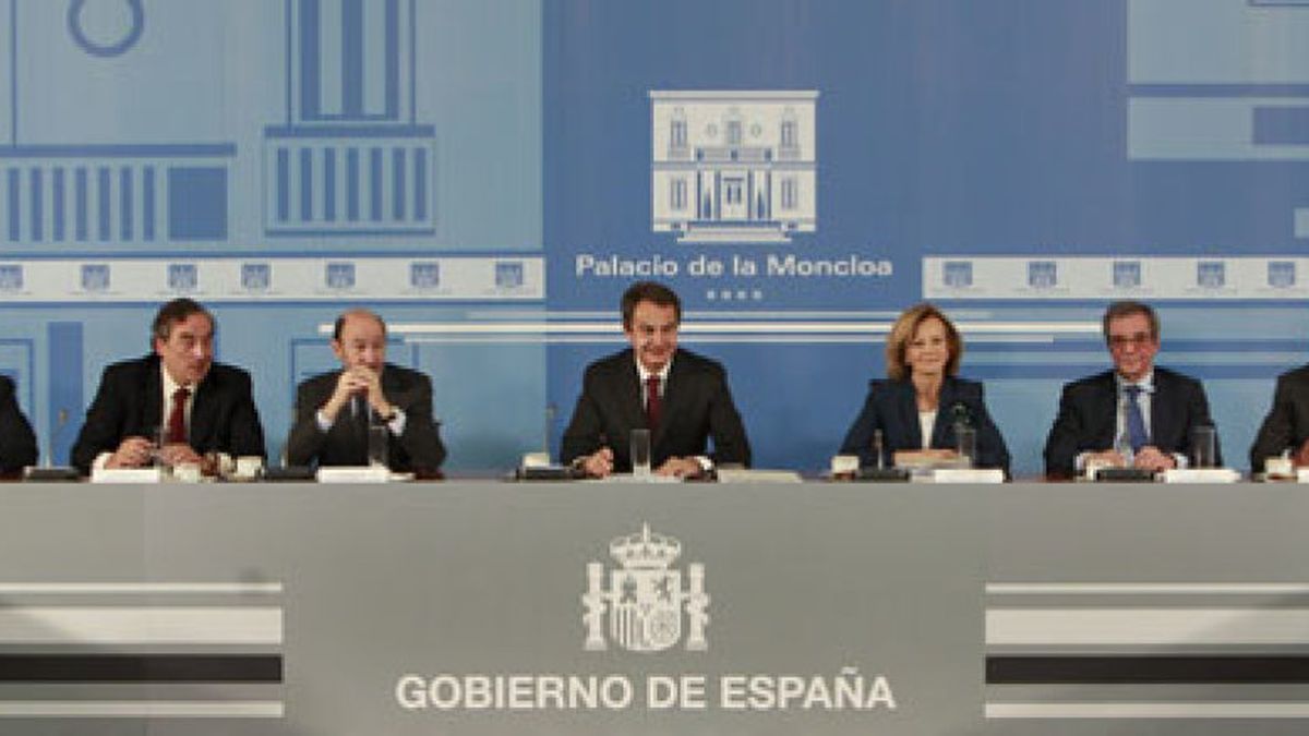 Zapatero coincide con las empresas en que hace falta más flexibilidad laboral