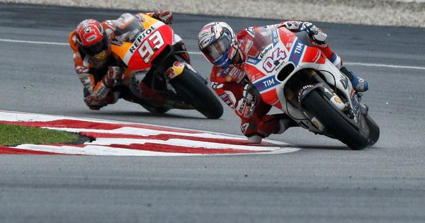 Foto: Márquez y Dovizioso pelearán en Cheste por el título de MotoGP. (EFE)