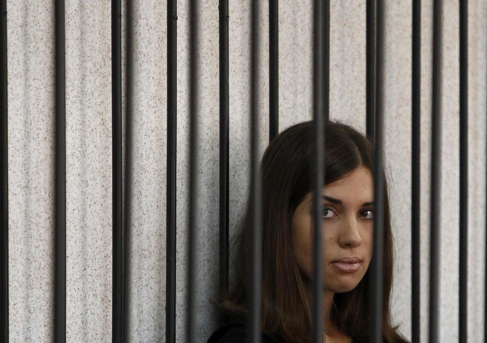 Foto: Nadezhda Tolokonnikov durante el juicio a las Pussy Riot (Reuters)