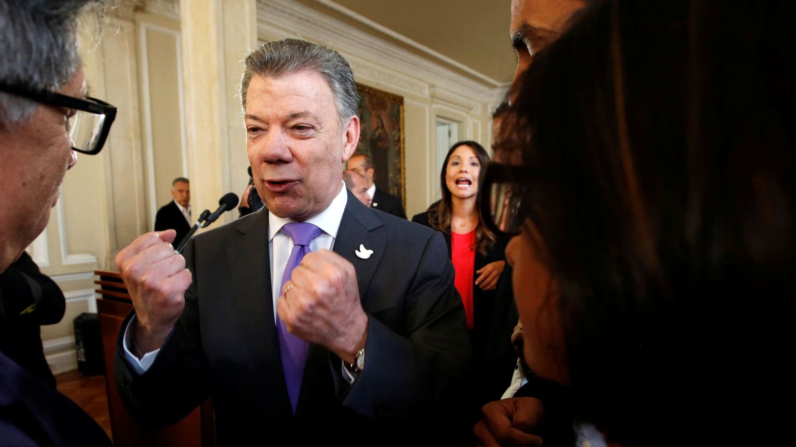 Foto: El presidente de Colombia, Juan Manuel Santos después de recibir la noticia de ganar el Premio Nobel de la Paz. (Reuters)