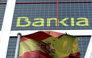 Bankia se lanza a captar clientes y les exime de pagar comisiones
