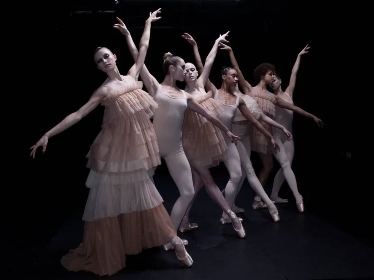 Foto: La nueva colección de Zara y el ballet de Nueva York. (Cortesía)