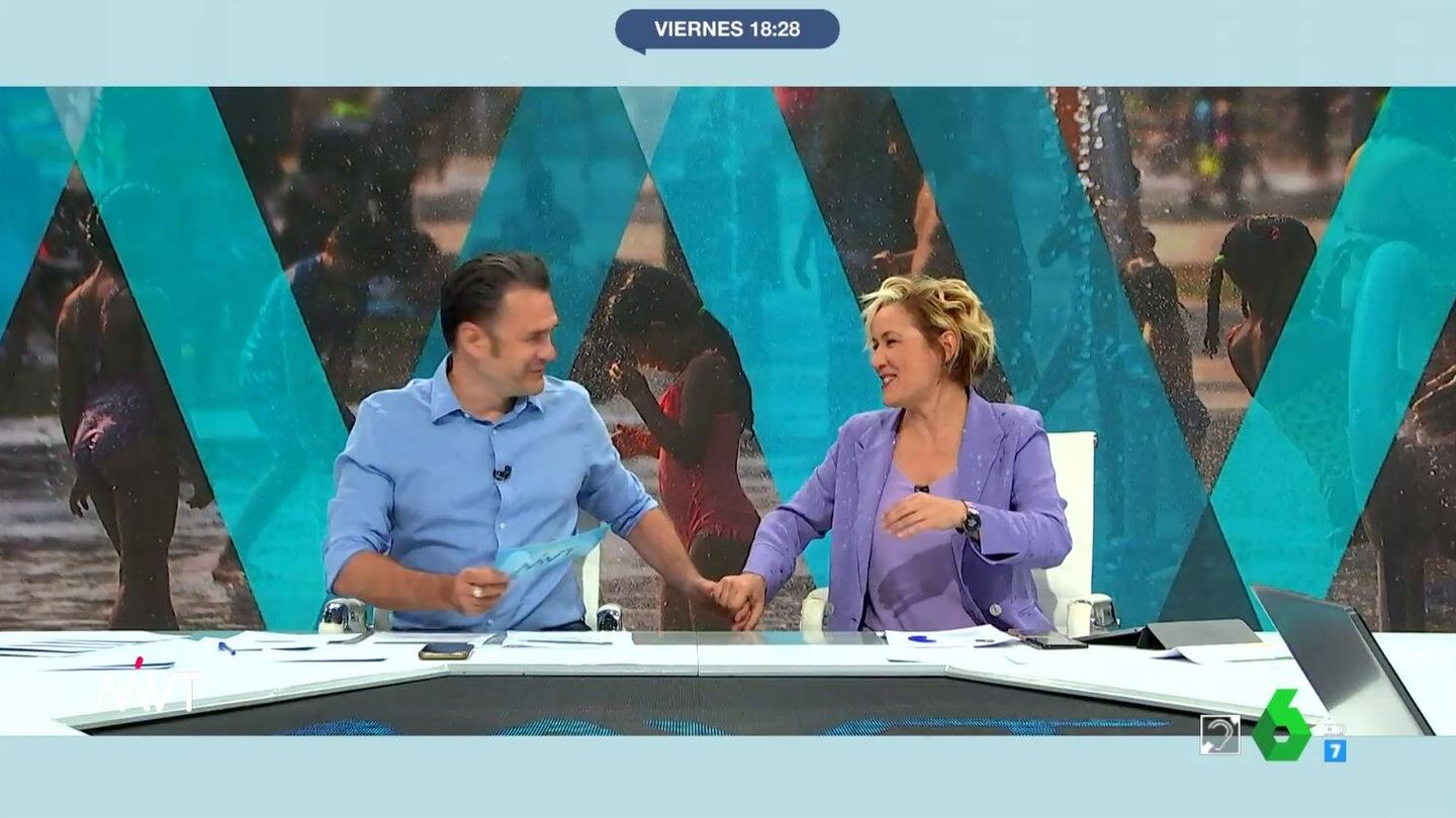 Iñaki López y Cristina Pardo en 'Más vale tarde'. (Atresmedia Televisión)