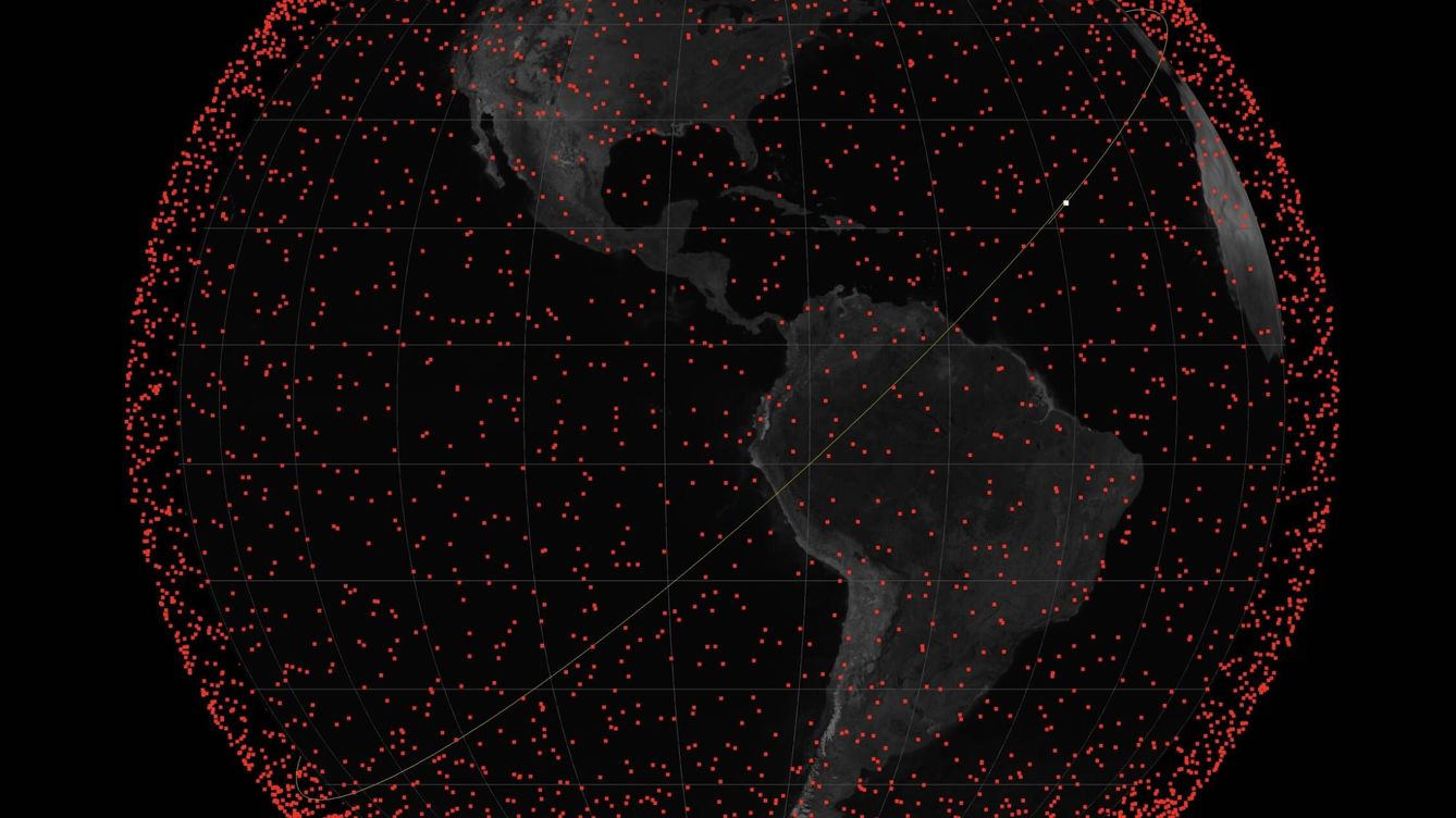 Foto: El mapa de los más de 5.000 Starlinks (en rojo) de Musk, más del 50% de todos los satélites de la civilización. (starlinkmap.org)