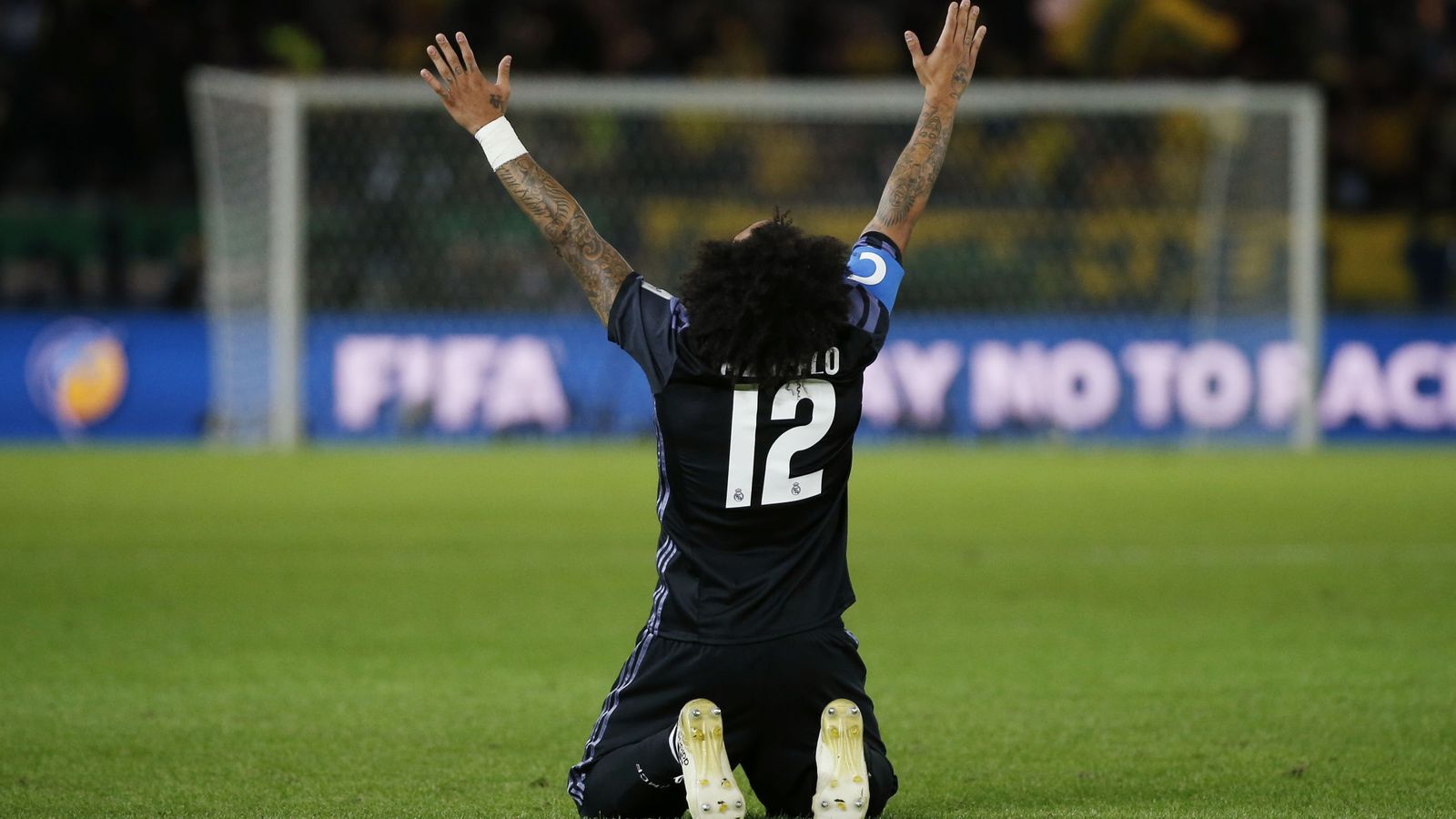 Foto: Marcelo celebra uno de los goles al América (Issei Kato/Reuters).