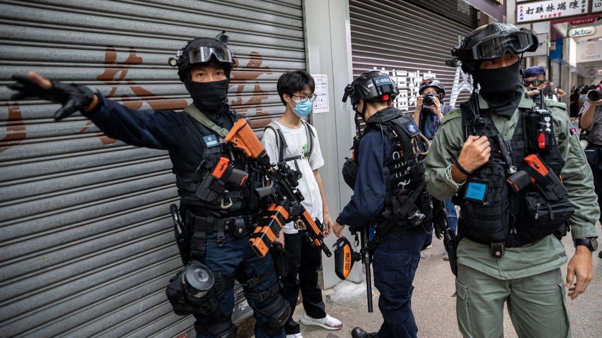 Más de 300 arrestados en Hong Kong en el estreno de su polémica Ley de Seguridad