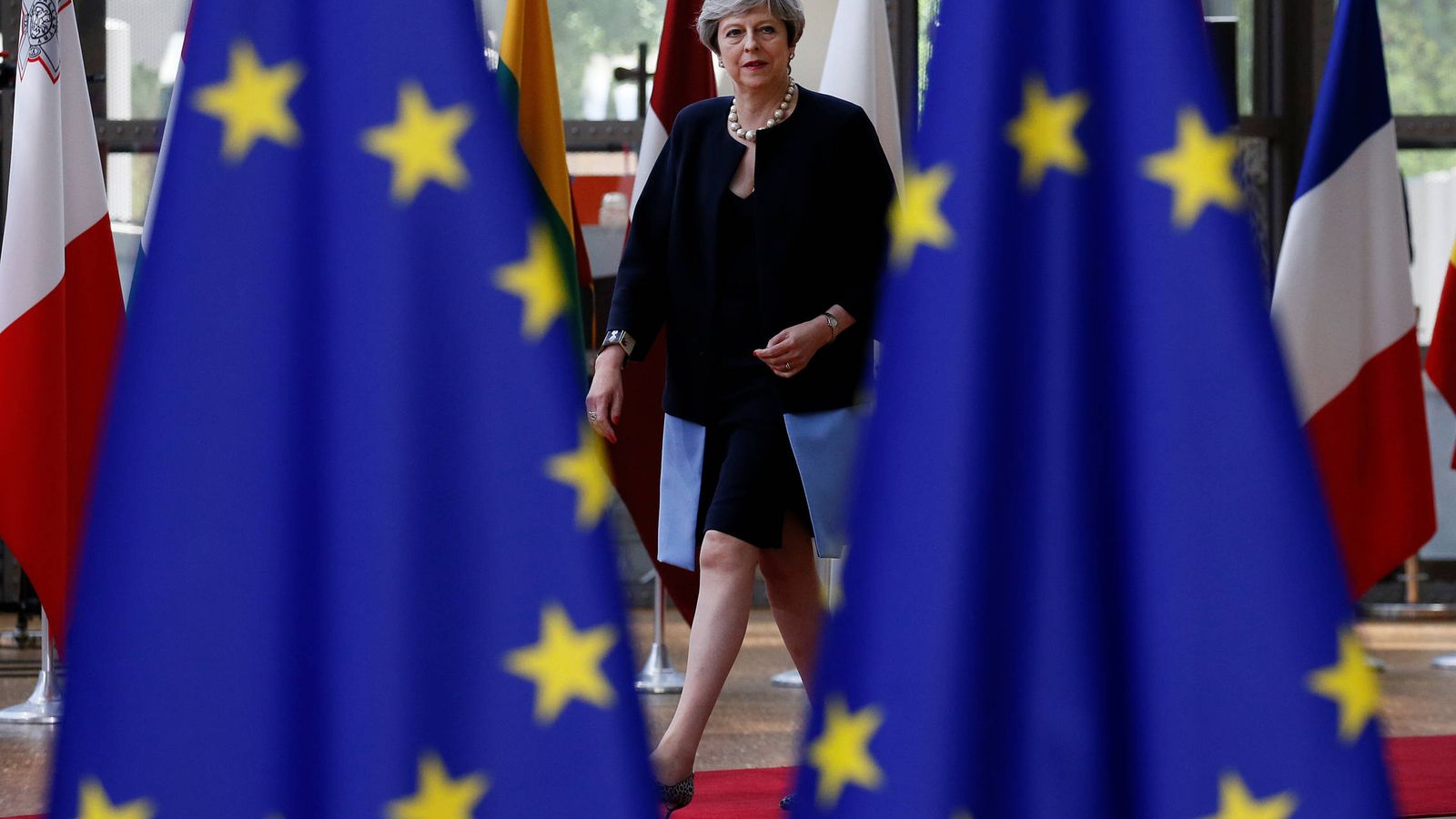 Foto: La primera ministra británica Theresa May a su llegada a una cumbre de la UE en Bruselas. (Reuters)
