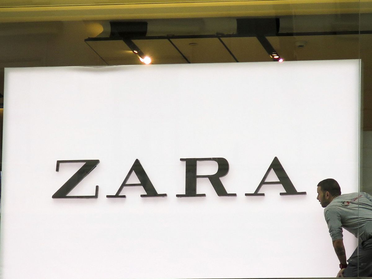 Foto: Logo de Zara. (Reuters/Paul Hanna)