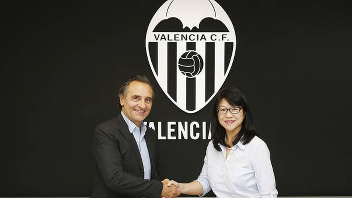 Cesare Prandelli ya es nuevo entrenador del Valencia hasta junio de 2018