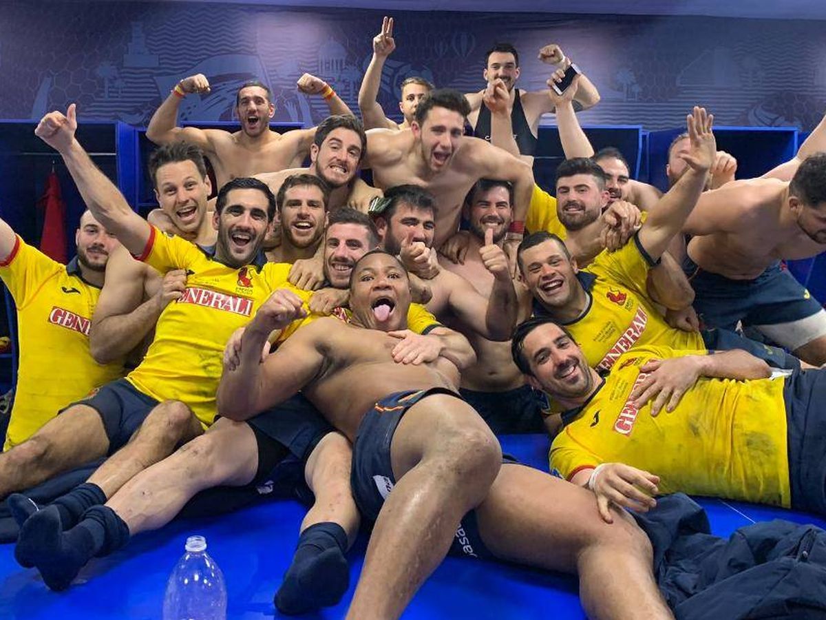 Foto: La celebración de la Selección española tras su victoria en Rusia. (Foto: Ferugby)