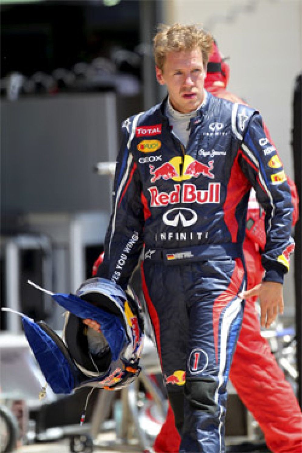 Foto: Vettel tranquiliza a Red Bull: "Nos ha dicho que no ha firmado con Ferrari"