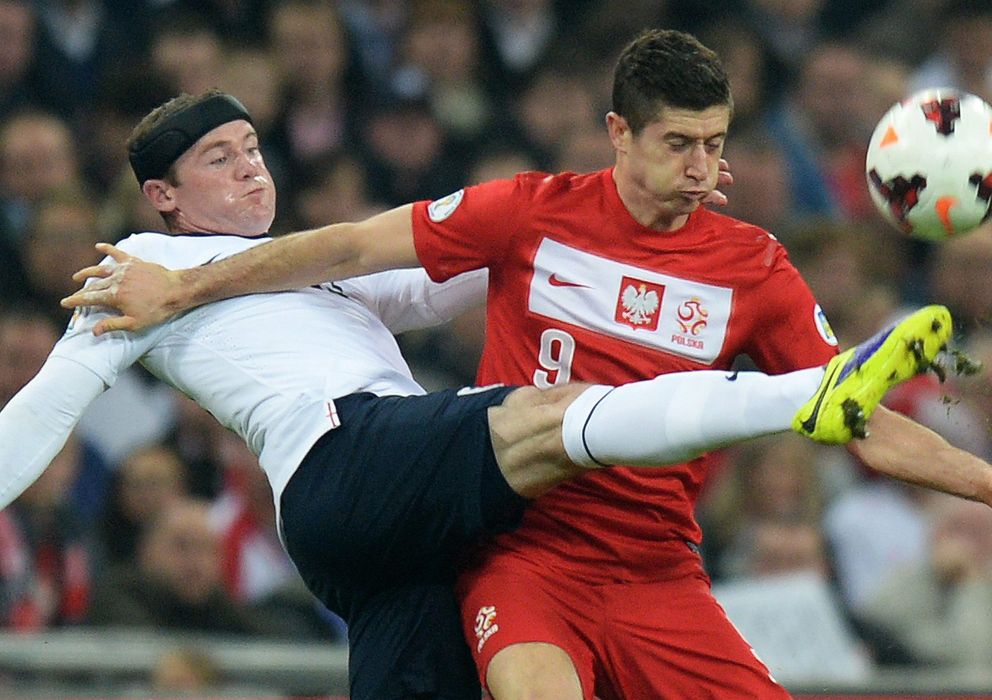 Foto: Imagen del partido de clasificación para el Mundial entre Inglaterra y Polonia (Efe). 