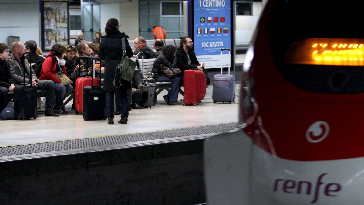 El coste del tren lanzadera al aeropuerto de Barcelona-El Prat se eleva hasta los 450 M