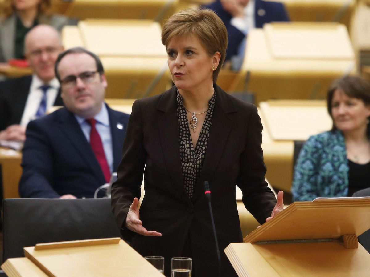 Foto: Debate en el Parlamento escocés. (EFE)