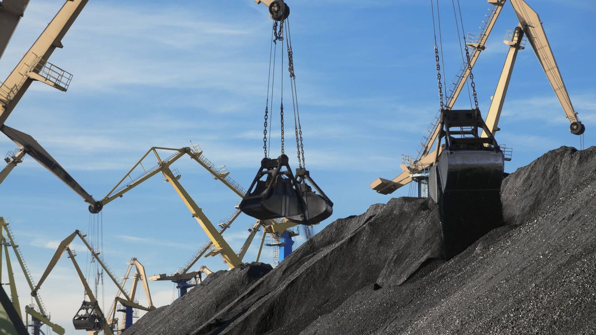 El carbón sube un 28% desde el anuncio del veto a las importaciones rusas