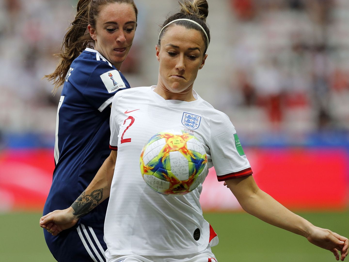 La jugadora inglesa Lucy Bronze, The Best 2020 para la FIFA (Reuters)